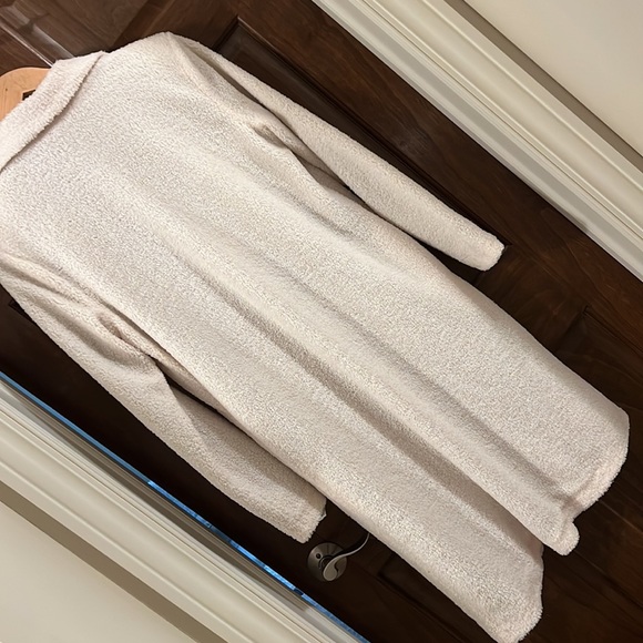 Mystery - Yummy Ivory Soft fluffy Terry long coat - lined in houndstooth satin - Picture 7 of 7